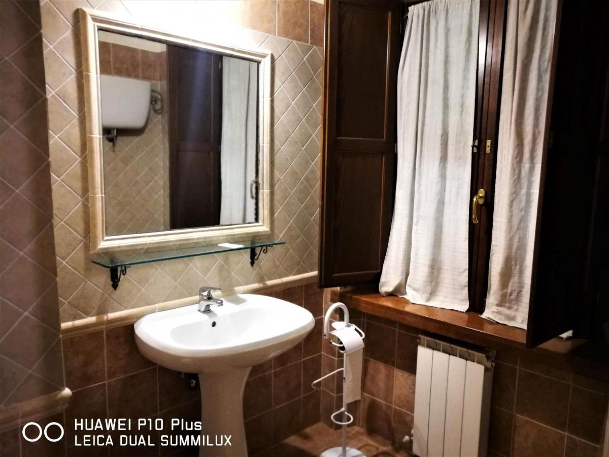 Villa Con Piscina Assisi Eksteriør bilde
